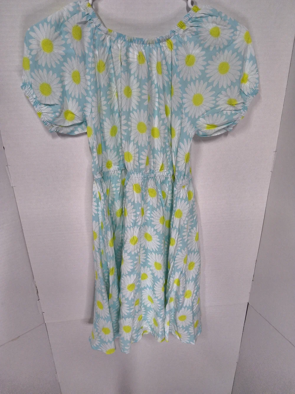 NWT Girls Size Xl Epic Threads Light Blue Daisy Print Dress with Yellow Centers